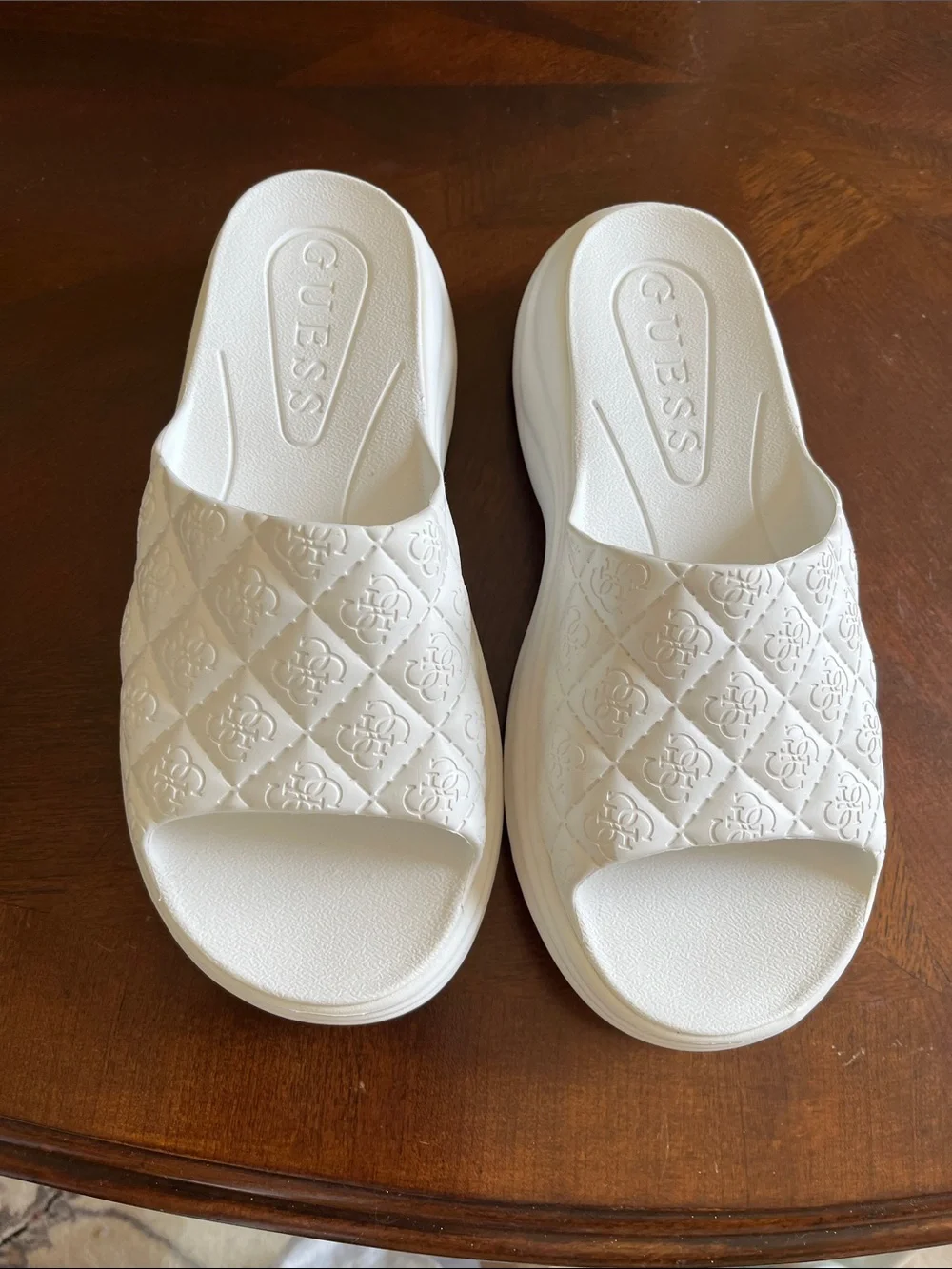 GUESS White Quilted Logo Slide Sandals